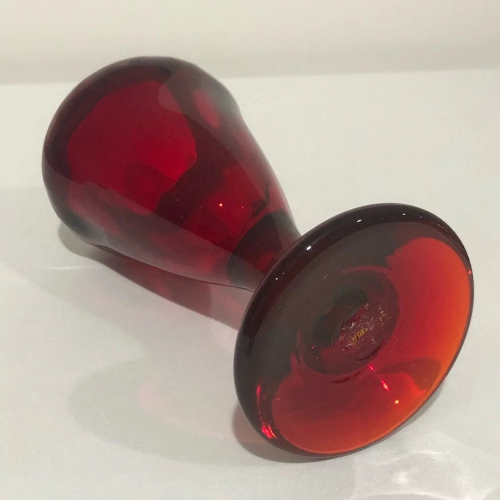 N/A deep red